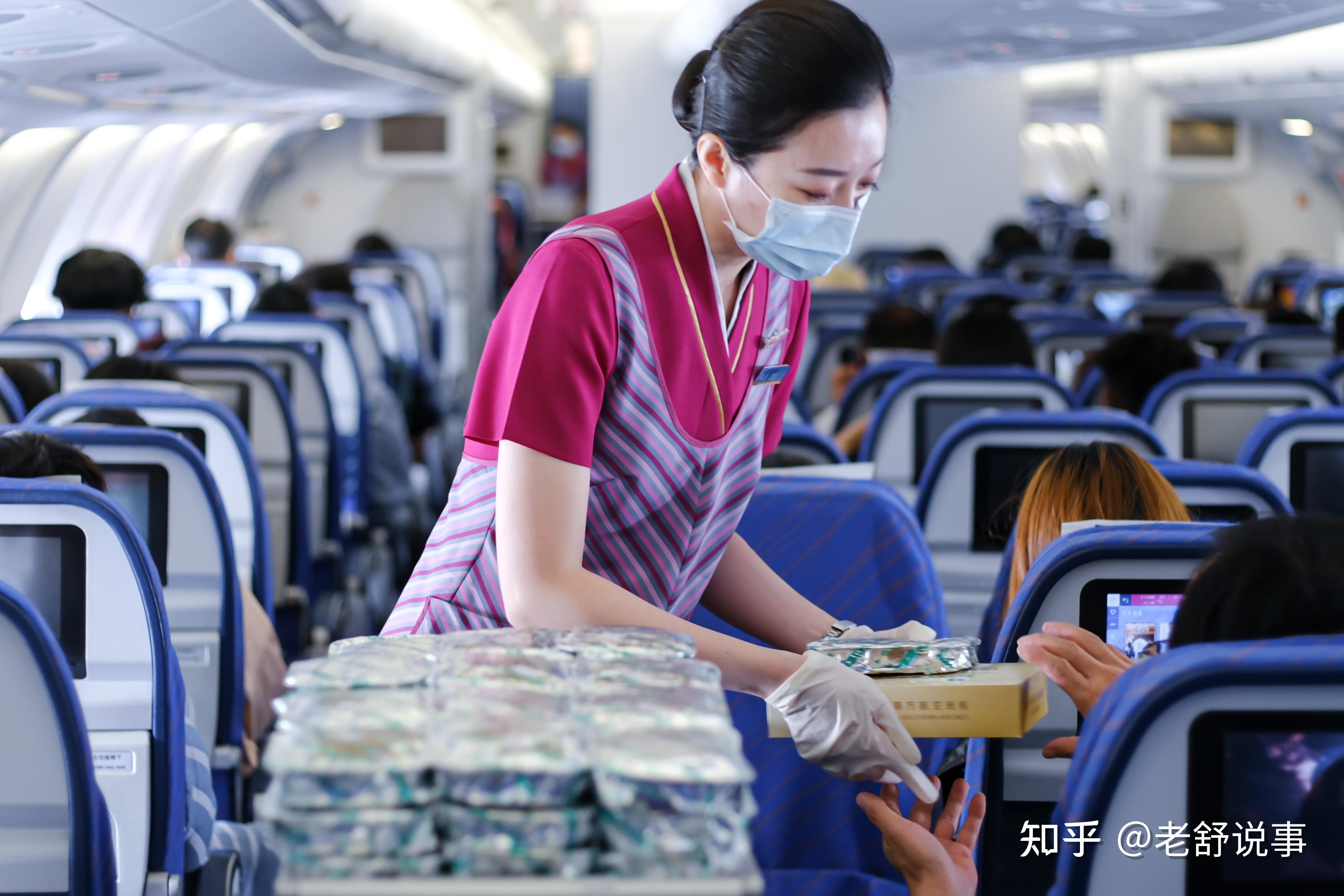 航空公司应该告知航班是否有免费餐饮和餐饮时间